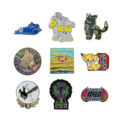 Un bon prix. Pin de lapel en émail souple personnalisé avec logo personnalisé et plaque d'or / argent / cuivre en ligne