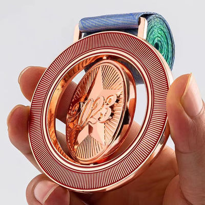 Conception créative personnalisée Médaille à double face Jeu de bande dessinée Médaille de course à vélo personnalisée