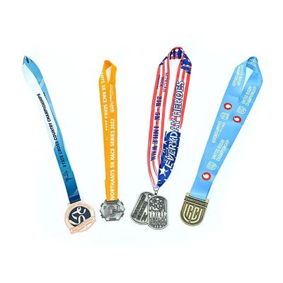Un bon prix. Lanyards personnalisés en polyester avec sérigraphie pour les rubans de médaille en ligne