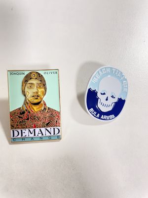 Pin de lapel personnalisé d'une épaisseur de 1,5 mm et d'une taille de 35 mm Fabriqué en 5 à 7 jours ouvrables